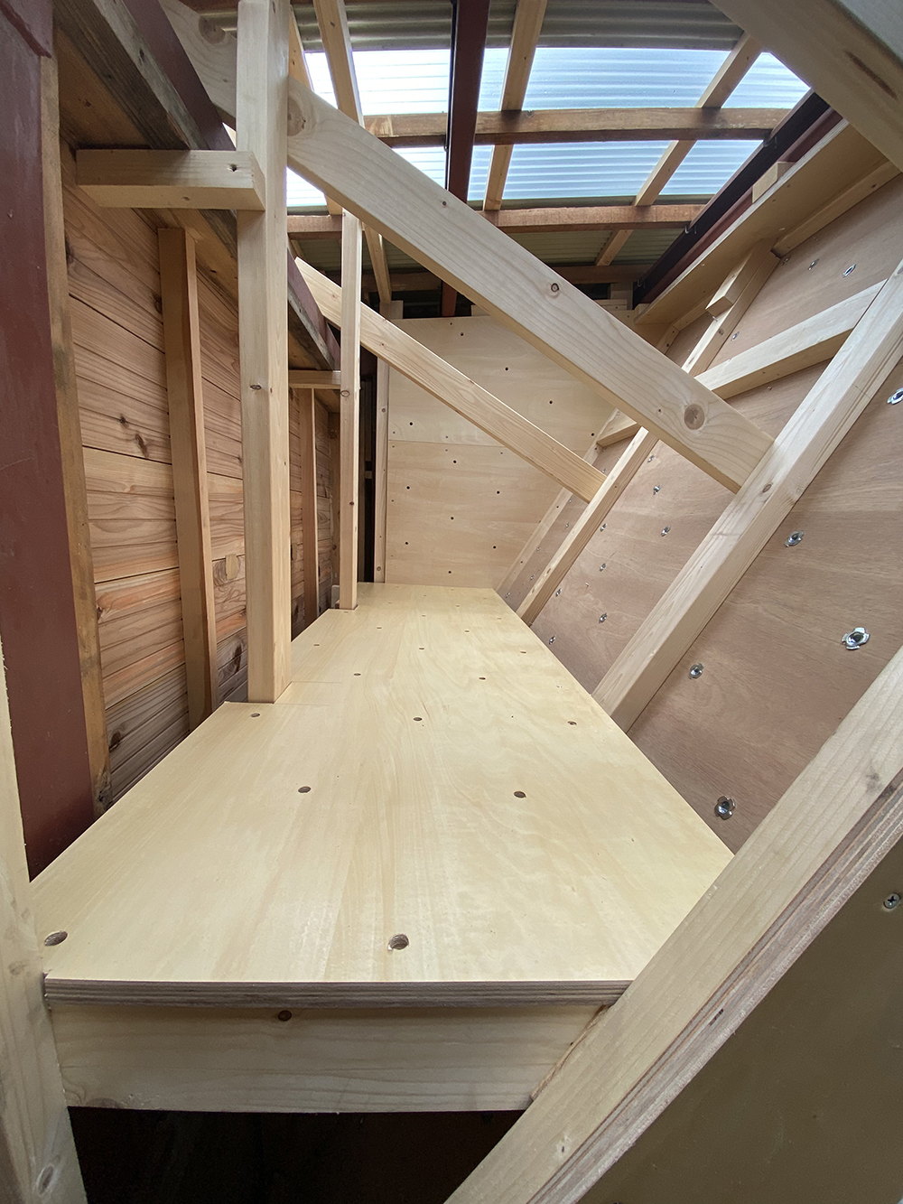 あきる野市個人宅ボルダリングウォール – クライミングウォール施工